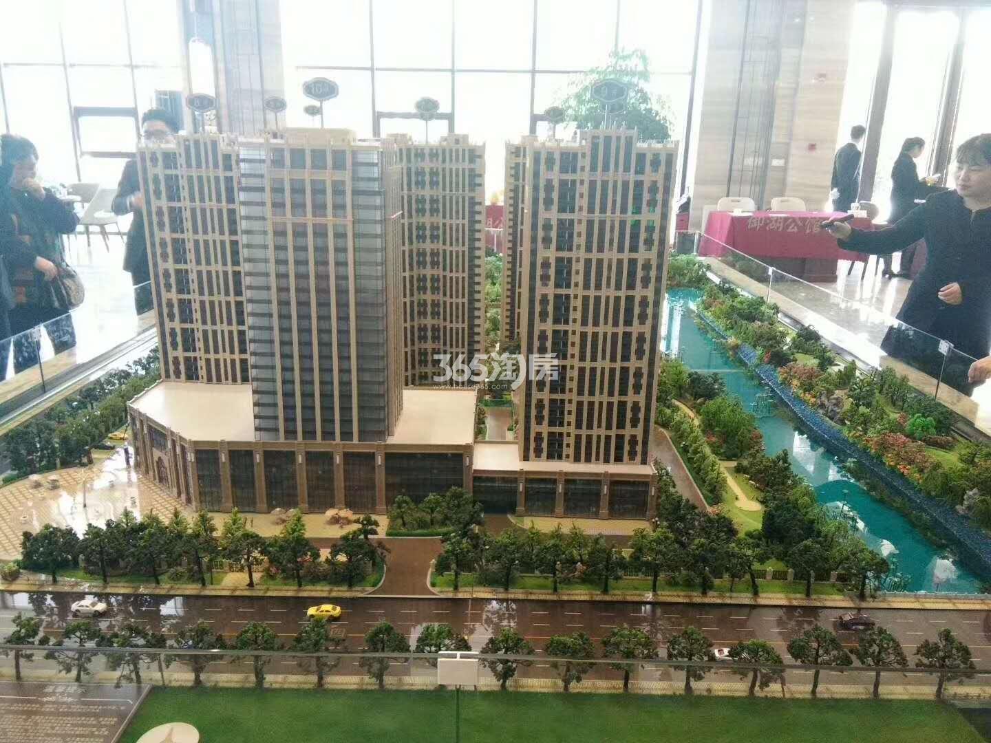 御湖公馆沙盘实景图 2018年4月摄