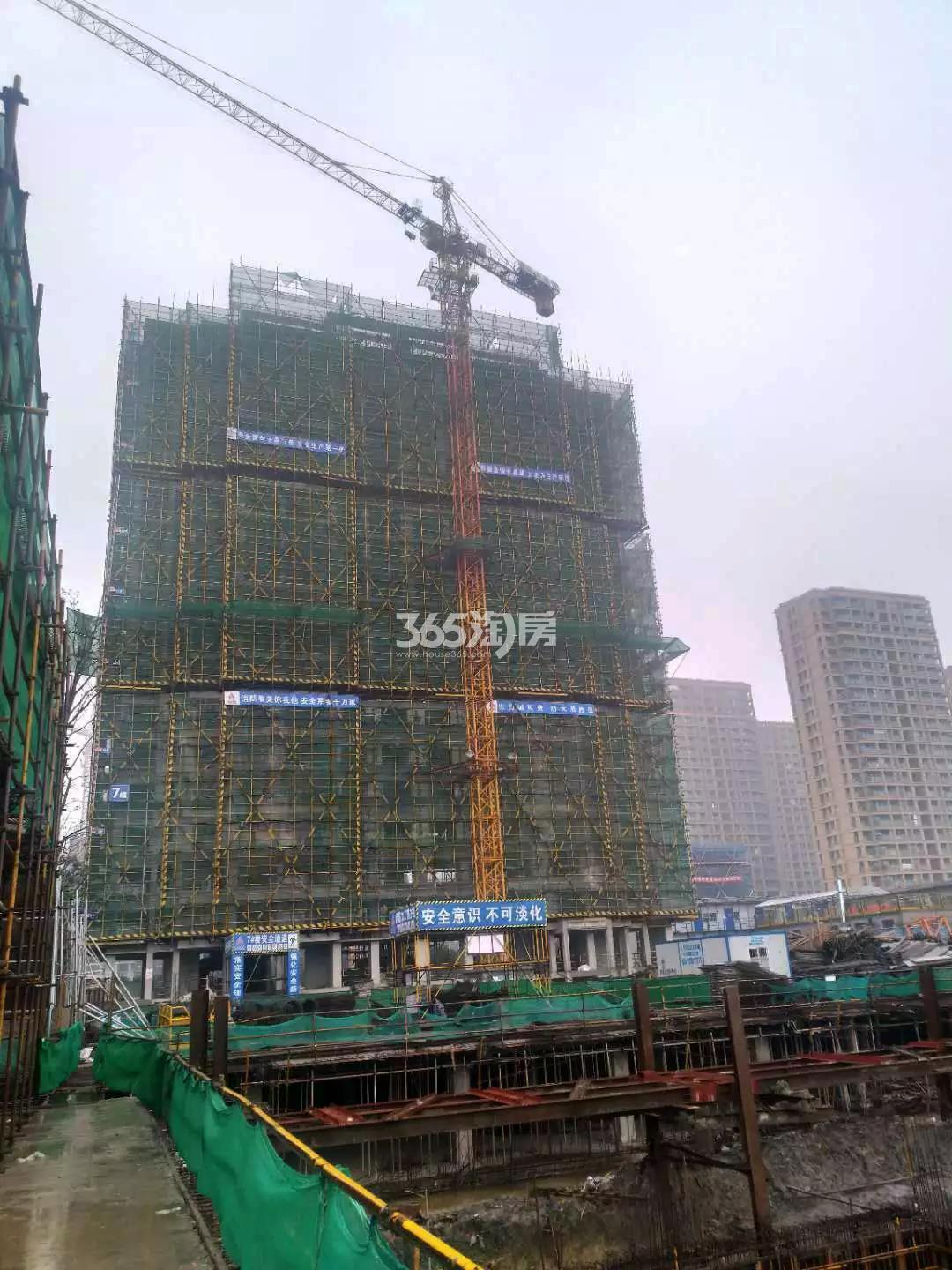 2019年4月初碧桂园金科尚合府7号楼实景