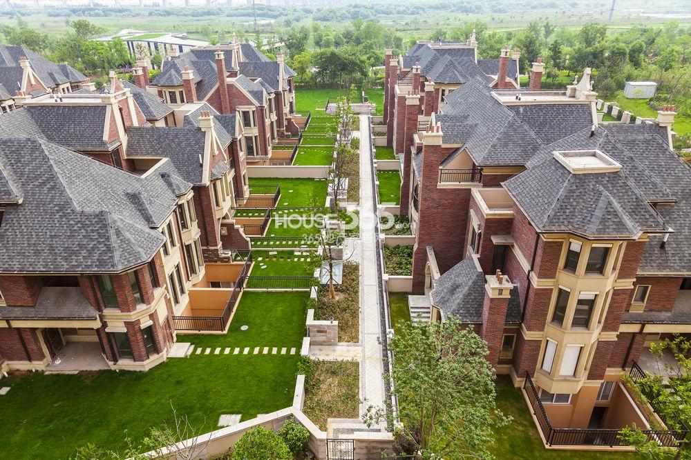 石林大公园内部别墅实景(7.16)