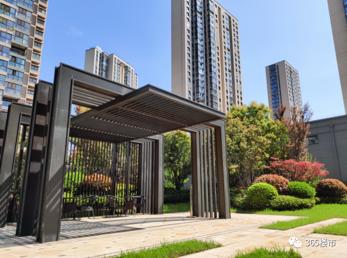 最新地价35万南京这家小区笑了业主小目标房价6万