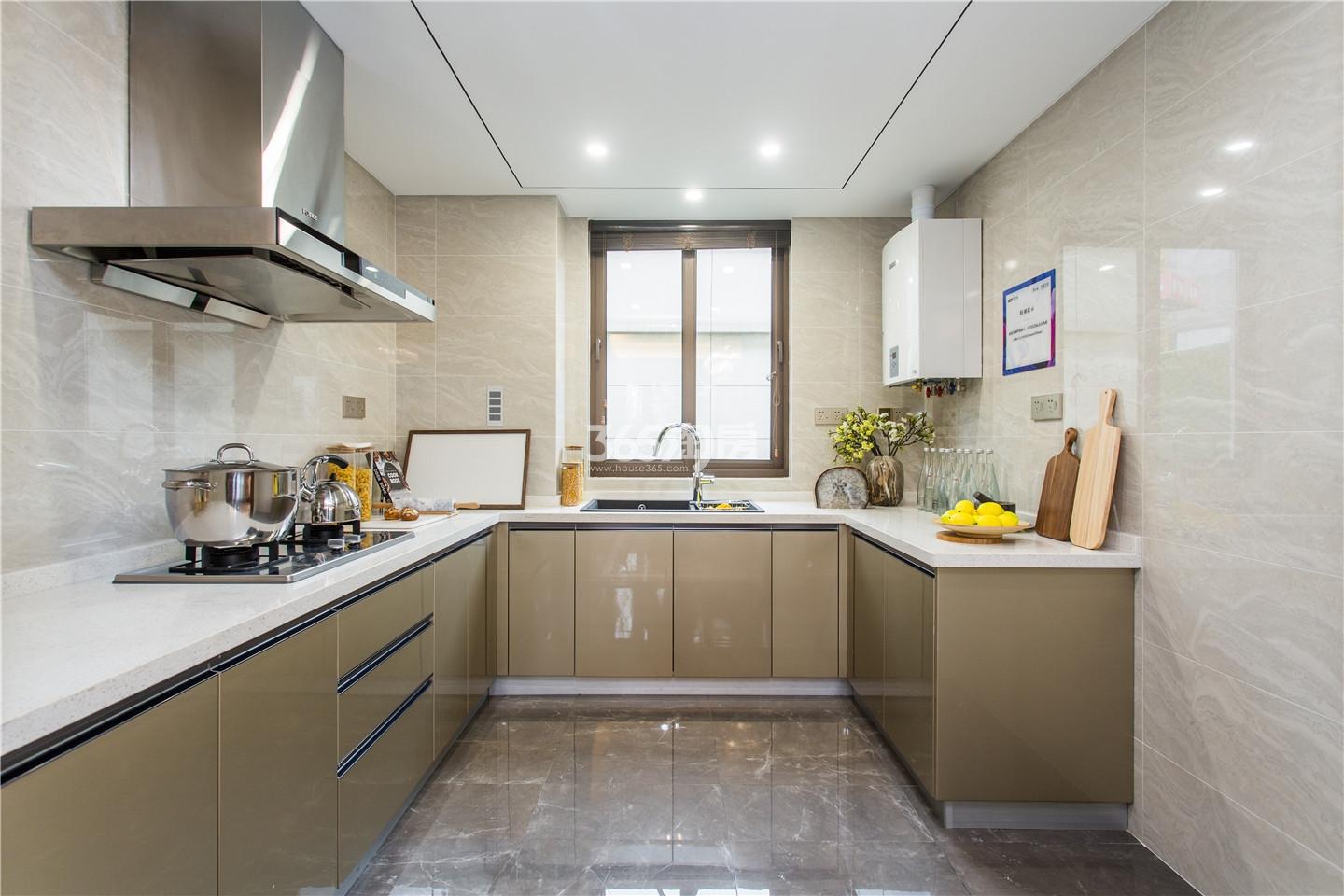 华侨城翡翠天域实景图(7.22)_南京华侨城翡翠天域_南京新房网_365淘房