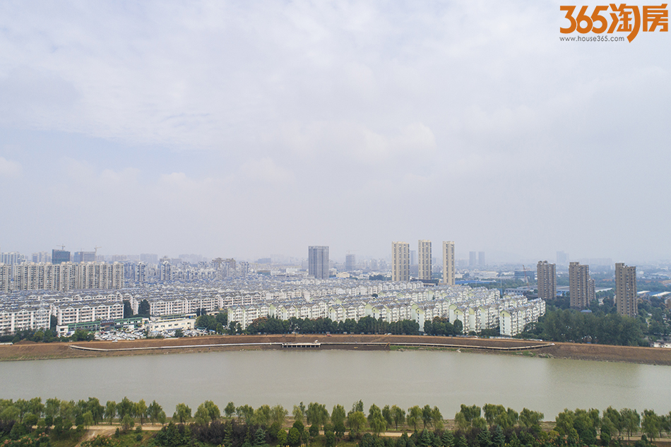 航拍大图|九龙湖秦淮河畔优质地块即将出让