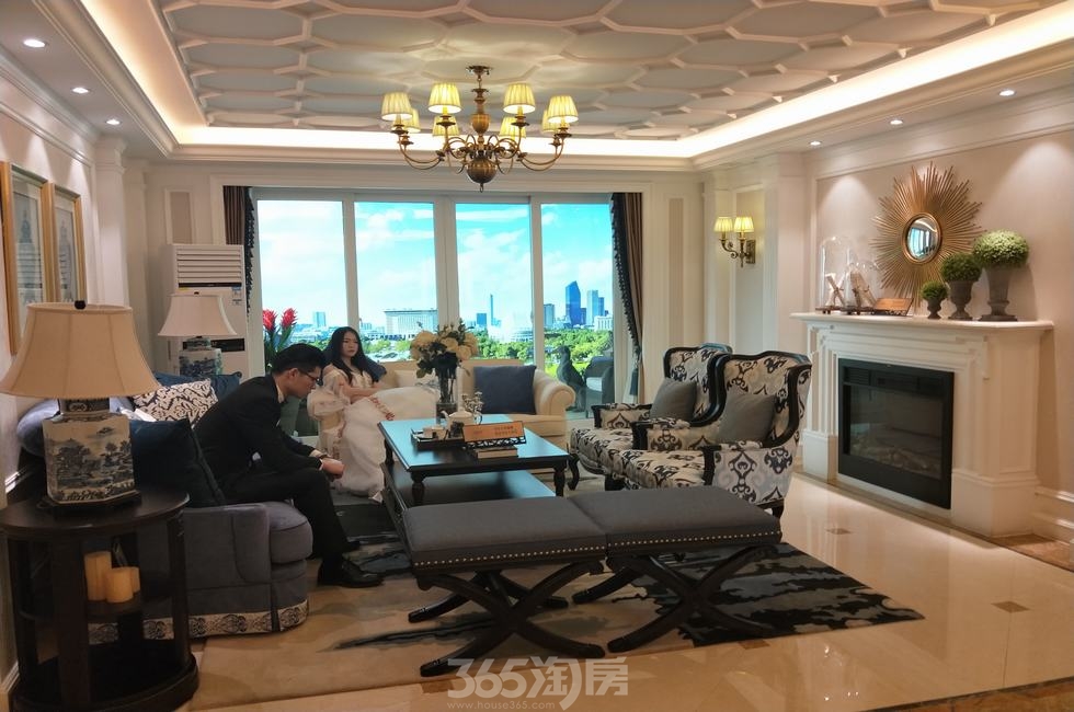 高清|享满园湖光山色 海伦湾165㎡叠墅样板间赏析_西安365淘房